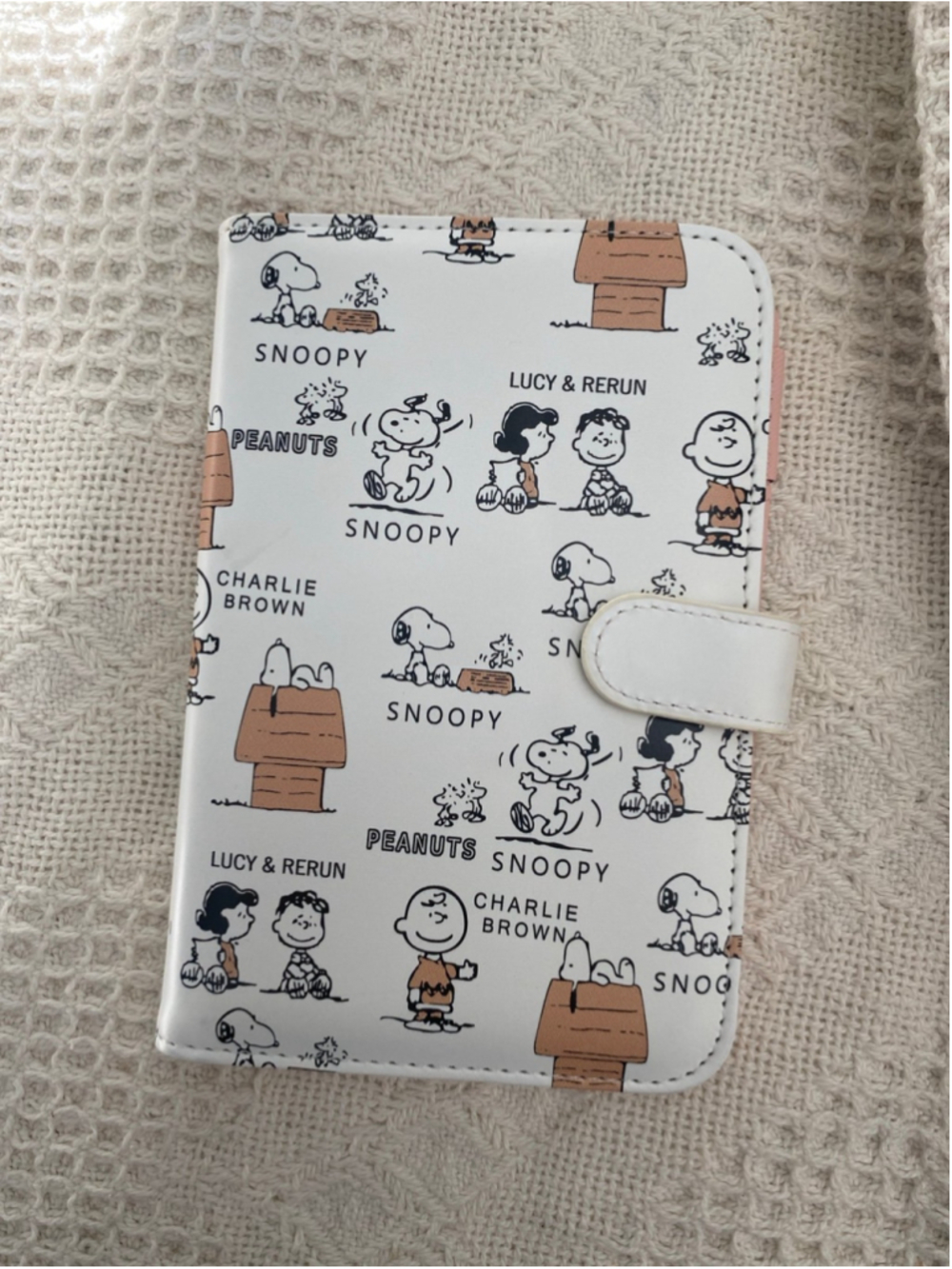 Snoopy Peanuts Passport Holder Travel Wallet Card Holder Like New